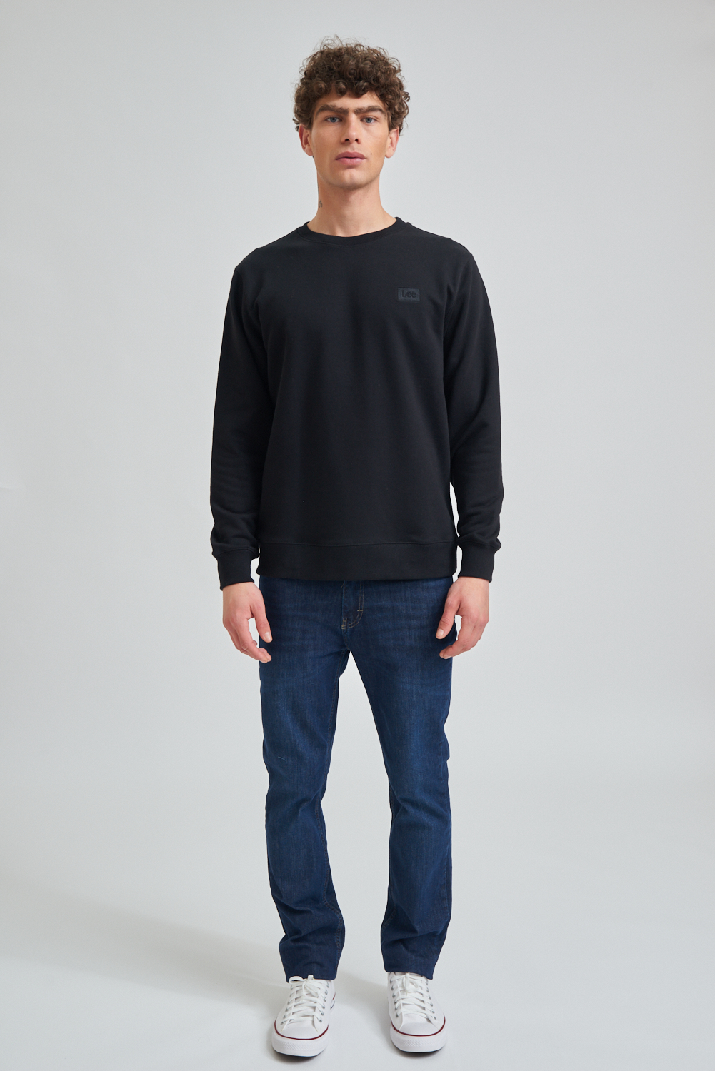 Buzo Embroidery Lee Rus